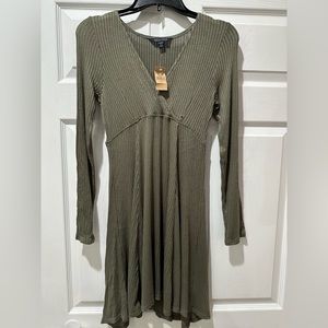 NWT American Eagle Soft and Sexy Dress